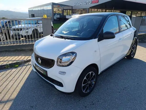 Smart ForFour 2016 - 9900 EUR, 66000 km - AUTO.MOTO.pt - 66000km - foto 2 de 25