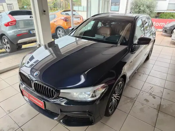 BMW 520 2017 - 27250 EUR, 149150 km - AUTO.MOTO.pt - 149150km - foto 6 de 40