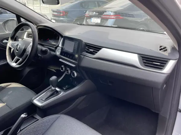Renault Captur 2022 - 18900 EUR, 101000 km - AUTO.MOTO.pt - 101000km - foto 11 de 12