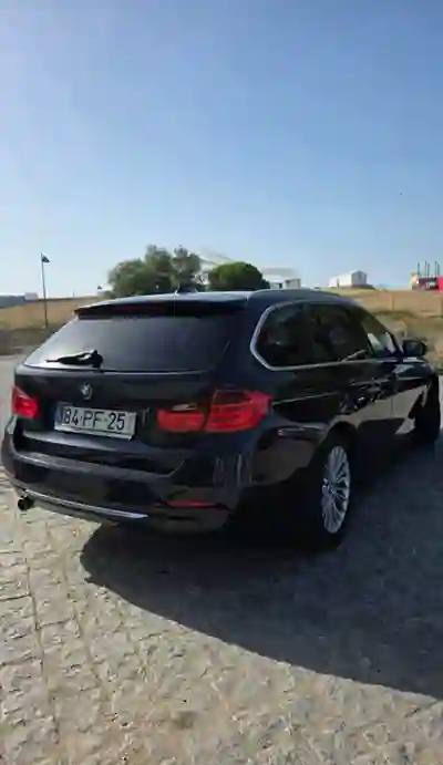 BMW 318 2014 - 15500 EUR, 209150 km - AUTO.MOTO.pt - 209150km - foto 2 de 8