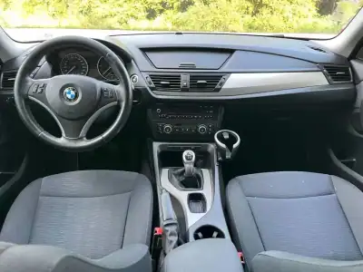 BMW X1 2011 - 12900 EUR, 292000 km - AUTO.MOTO.pt - 292000km - foto 11 de 13