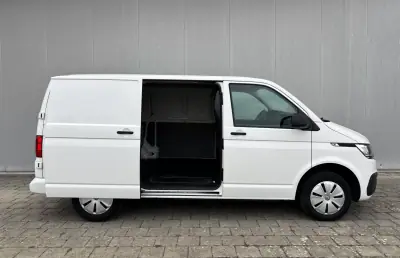 VW TRANSPORTER 2022 - 21750 EUR, 102000 km - 102000km - foto 8 de 34