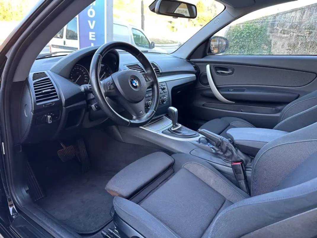 BMW 120 2013 - 17500 EUR, 154360 km - AUTO.MOTO.pt - 154360km - foto 24 de 46