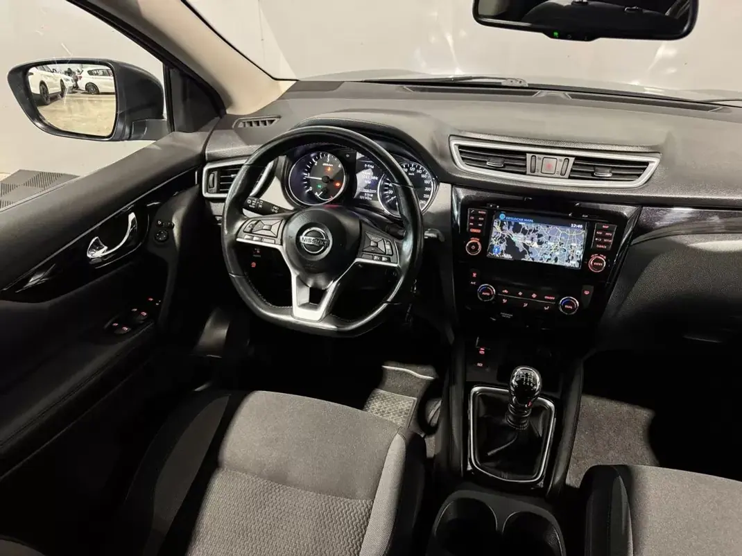 Nissan Qashqai 2019 - 18500 EUR, 131140 km - 131140km - foto 4 de 48