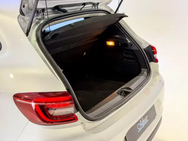 Renault Clio 2023 — foto 3 de 23