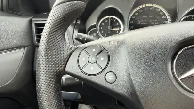 Mercedes-Benz E 250 2010 - 18500 EUR, 0 km - AUTO.MOTO.pt - foto 21 de 56