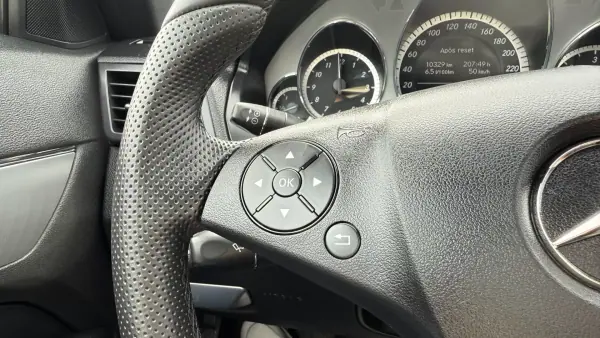 Mercedes-Benz E 250 2010 - 17000 EUR, 0 km - AUTO.MOTO.pt - foto 21 de 56