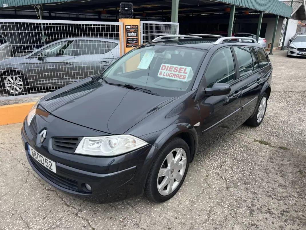 Renault Mégane Break 2007 - 4900 EUR, 141337 km - AUTO.MOTO.pt - 141337km - foto 2 de 19