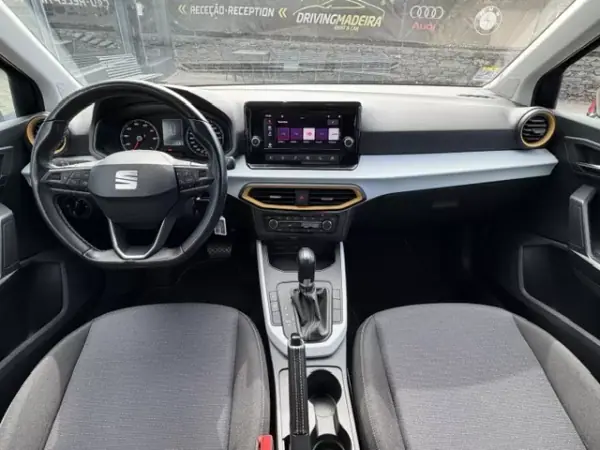SEAT Arona 2022 - 16900 EUR, 88700 km - AUTO.MOTO.pt - 88700km - foto 10 de 12