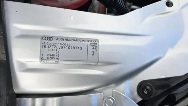 Audi TT Roadster 2007 - 14900 EUR, 151194 km - 151194km - foto 20 de 51