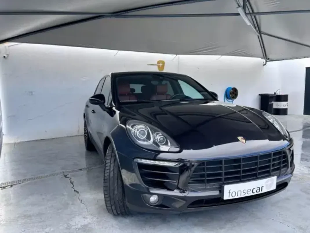 Porsche Macan 2015 - 43000 EUR, 175400 km - AUTO.MOTO.pt - 175400km - foto 3 de 19