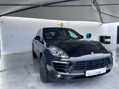 Porsche Macan 2015 - 43000 EUR, 175400 km - AUTO.MOTO.pt - 175400km - foto 3 de 19
