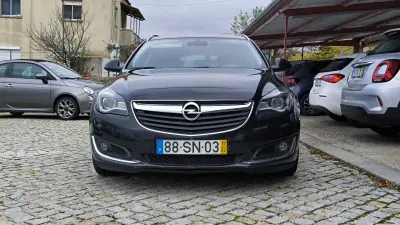 Opel Insignia Sports Tourer 2017 - 10750 EUR, 214037 km - AUTO.MOTO.pt - 214037km - foto 3 de 8
