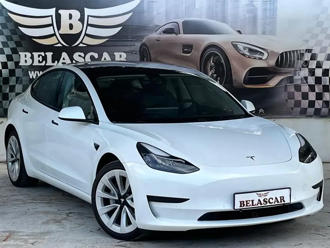 Tesla Model 3 2022 - 27990 EUR, 45000 km - AUTO.MOTO.pt - 45000km - foto 11 de 14