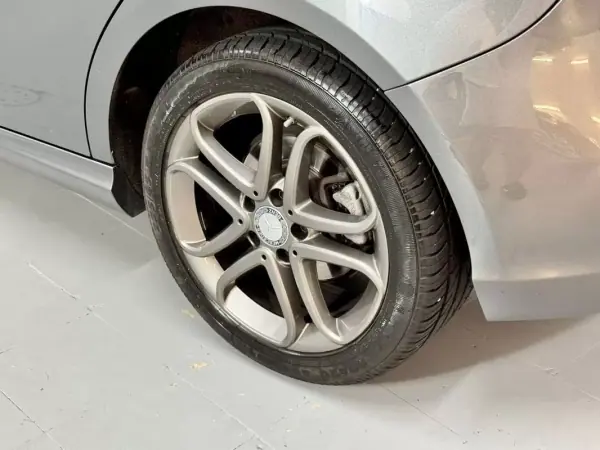 Mercedes-Benz A 180 2016 - 14950 EUR, 142000 km - AUTO.MOTO.pt - 142000km - foto 15 de 54