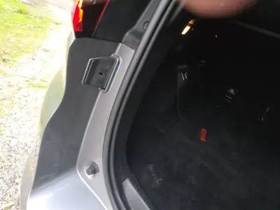 Renault Grand Scénic 2017 - 12750 EUR, 320000 km - AUTO.MOTO.pt - 320000km - foto 27 de 40