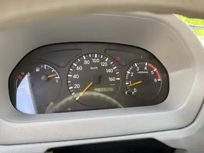 Toyota 2007 - 19900 EUR, 230000 km - AUTO.MOTO.pt - 230000km - foto 3 de 19