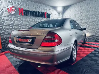 Mercedes-Benz E 270 2003 - 13990 EUR, 91096 km - AUTO.MOTO.pt - 91096km - foto 8 de 34