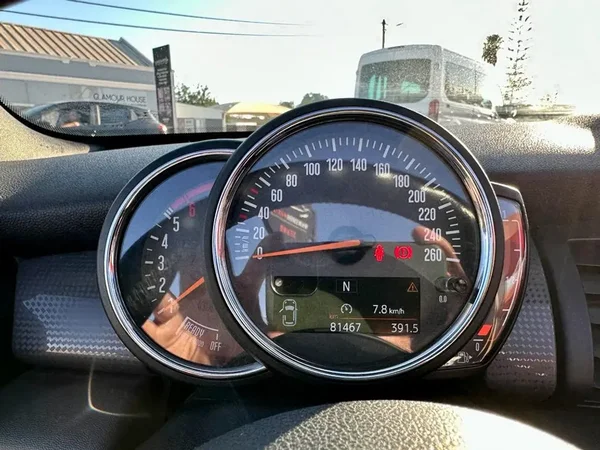 MINI 1000 2018 - 23950 EUR, 81328 km - AUTO.MOTO.pt - 81328km - foto 7 de 10