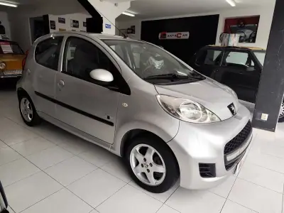 Peugeot 107 2011 - 84000km