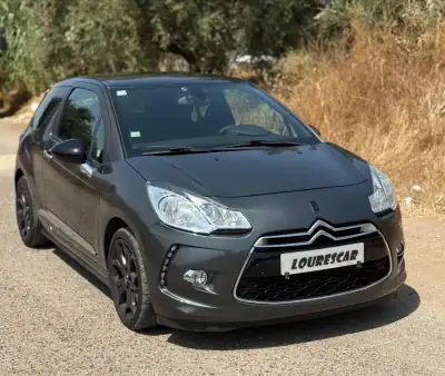 Citroën DS3 2013 - 9995 EUR, 137790 km - AUTO.MOTO.pt - 137790km - foto 19 de 43