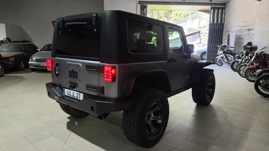 Jeep Wrangler 2010 - 35000 EUR, 129687 km - AUTO.MOTO.pt - 129687km - foto 10 de 47