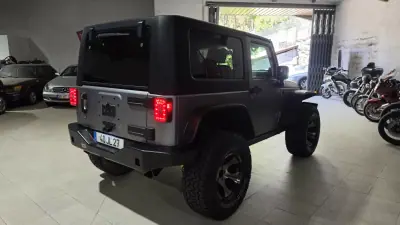 Jeep Wrangler 2010 - 35000 EUR, 129687 km - AUTO.MOTO.pt - 129687km - foto 10 de 47