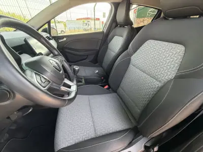 Renault Clio 2022 - 15800 EUR, 44983 km - AUTO.MOTO.pt - 44983km - foto 14 de 17