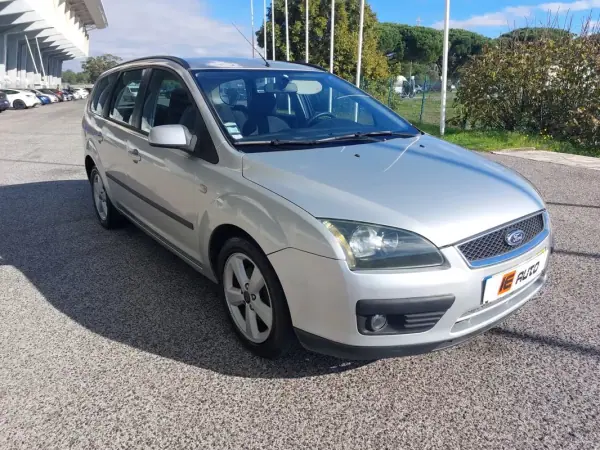Ford Focus SW 2005 - 2990 EUR, 307902 km - AUTO.MOTO.pt - 307902km - foto 9 de 27