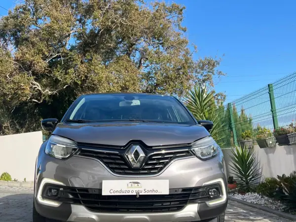 Renault Captur 2019 - 16990 EUR, 90898 km - AUTO.MOTO.pt - 90898km - foto 2 de 37