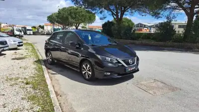 Nissan Leaf 2018 - 13500 EUR, 58000 km - AUTO.MOTO.pt - 58000km - foto 13 de 45