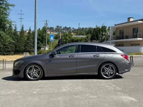 Mercedes-Benz CLA 200 2015 - 18999 EUR, 248500 km - AUTO.MOTO.pt - 248500km - foto 4 de 27