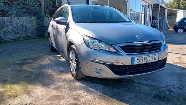 Peugeot 308 SW 2016 - 8850 EUR, 192092 km - AUTO.MOTO.pt - 192092km - foto 3 de 29