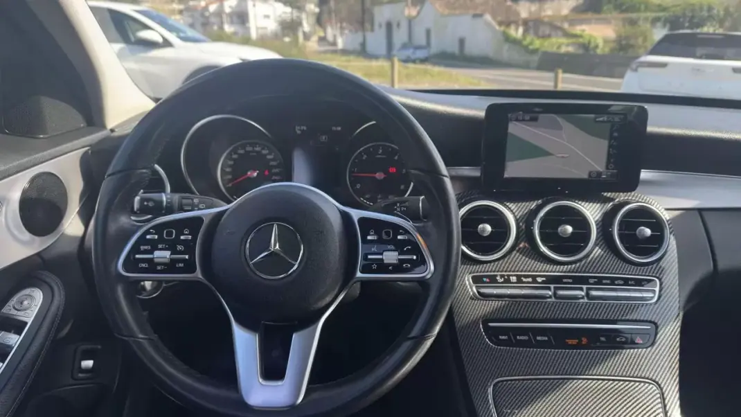 Mercedes-Benz C 220 2021 - 28490 EUR, 198000 km - AUTO.MOTO.pt - 198000km - foto 11 de 28