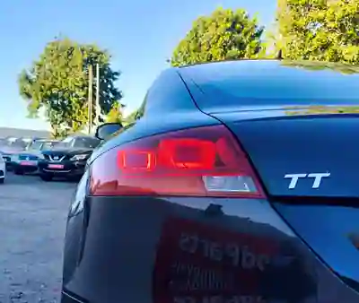 Audi TT Coupé 2009 - 14800 EUR, 281503 km - AUTO.MOTO.pt - 281503km - foto 5 de 15