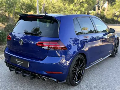 Volkswagen Golf 2018 - 35999 EUR, 80000 km - AUTO.MOTO.pt - 80000km - foto 10 de 23