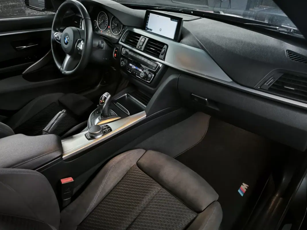 BMW 420 Gran Coupé 2017 - 19950 EUR, 213000 km - AUTO.MOTO.pt - 213000km - foto 17 de 55