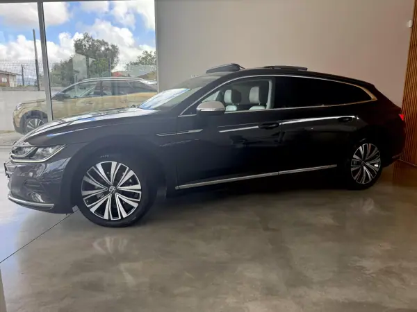 Volkswagen Arteon Shooting Brake 2021 - 23500 EUR, 168600 km - AUTO.MOTO.pt - 168600km - foto 8 de 144