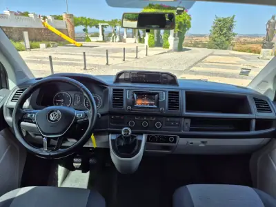Volkswagen Transporter 2019 - 28750 EUR, 190404 km - AUTO.MOTO.pt - 190404km - foto 6 de 22