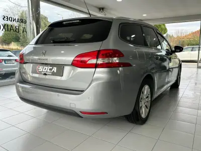Peugeot 308 SW 2019 - 14990 EUR, 107300 km - 107300km - foto 7 de 30