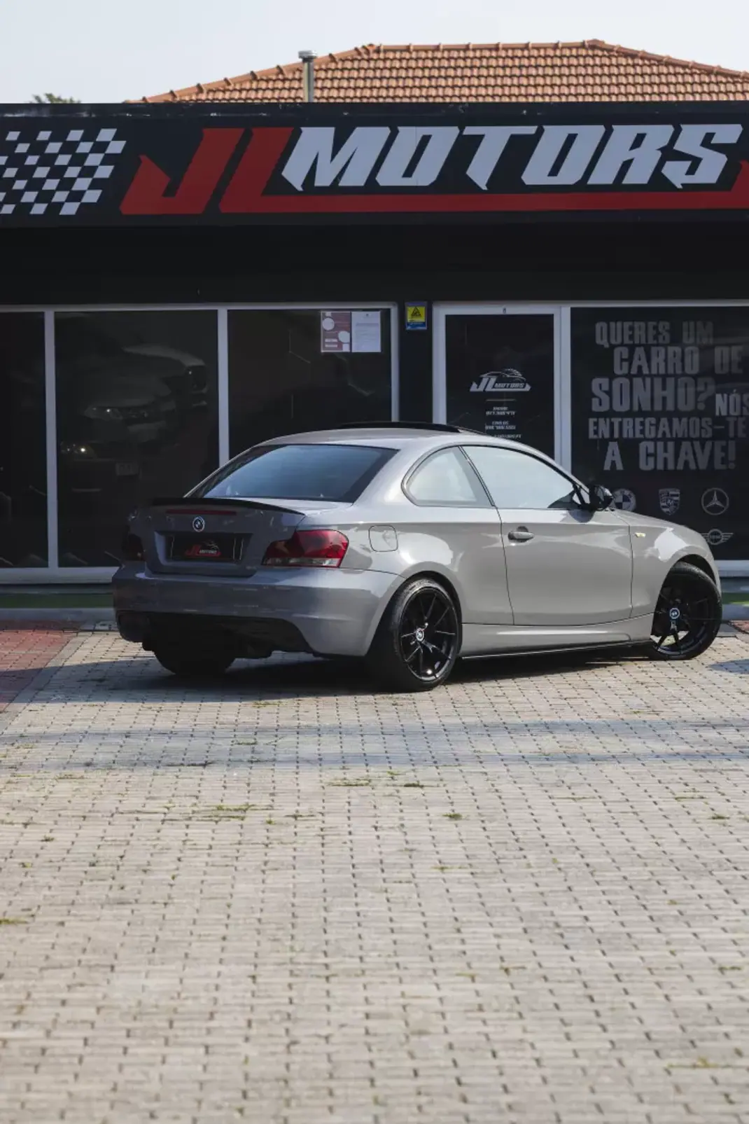 BMW 118 2013 - 17900 EUR, 180900 km - 180900km - foto 30 de 41