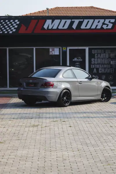 BMW 118 2013 - 17900 EUR, 180900 km - 180900km - foto 30 de 41
