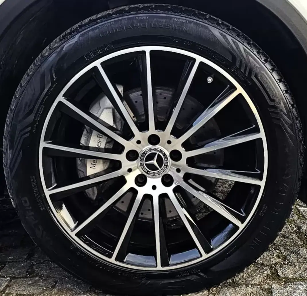 Mercedes-Benz GLC 220 2018 - 44500 EUR, 88000 km - AUTO.MOTO.pt - 88000km - foto 14 de 30