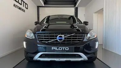 Volvo XC 60 2014 — foto 2 de 28