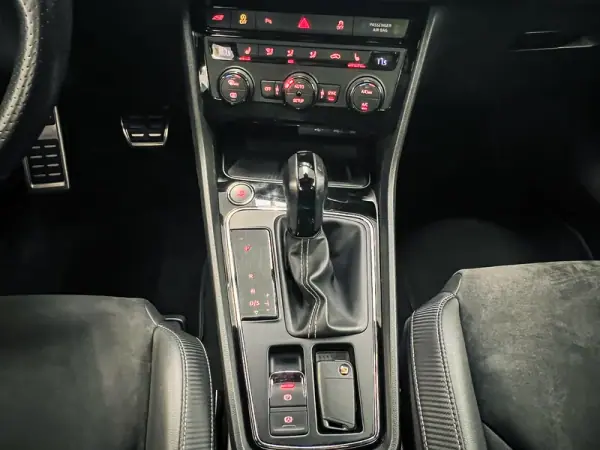 SEAT Leon ST 2019 - 27900 EUR, 87000 km - AUTO.MOTO.pt - 87000km - foto 15 de 23