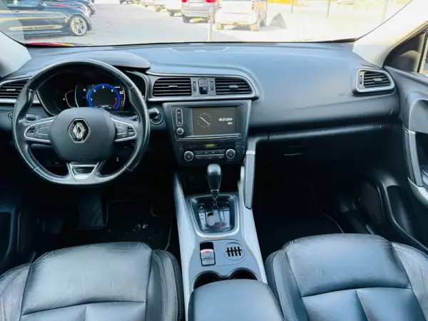 Renault Kadjar 2016 - 18000 EUR, 105000 km - AUTO.MOTO.pt - 105000km - foto 16 de 32