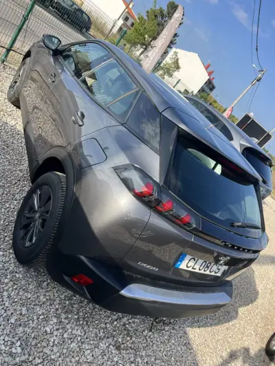 Peugeot 2008 2023 — foto 4 de 7
