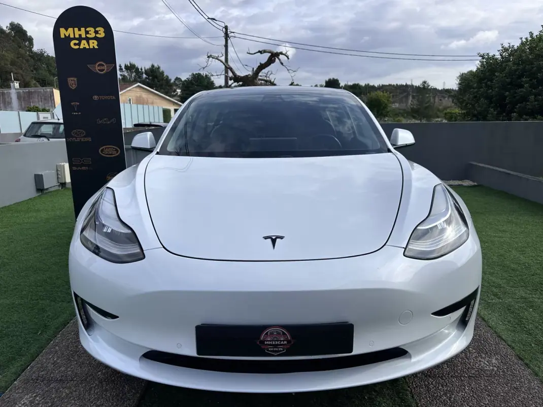 Tesla Model 3 2019 - 15500 EUR, 333000 km - AUTO.MOTO.pt - 333000km - foto 2 de 62