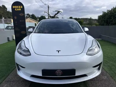 Tesla Model 3 2019 - 15500 EUR, 333000 km - AUTO.MOTO.pt - 333000km - foto 2 de 62
