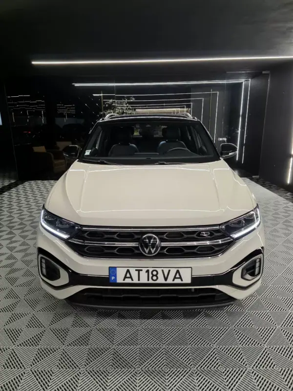 Volkswagen T-Roc 2022 - 24750 EUR, 120300 km - AUTO.MOTO.pt - 120300km - foto 9 de 35
